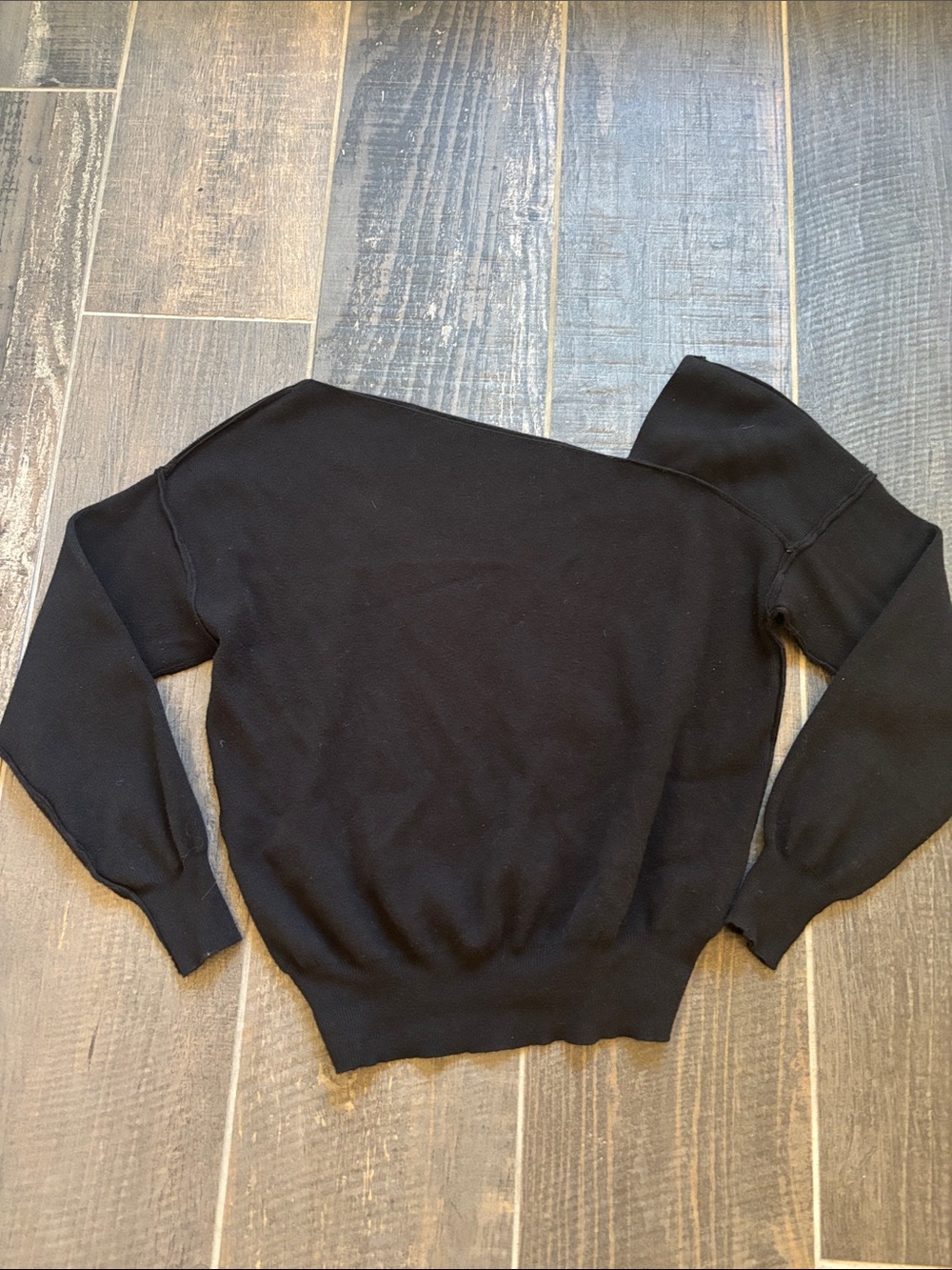 Catherine Malandrino Black Women's Crewneck Pullover Sweater